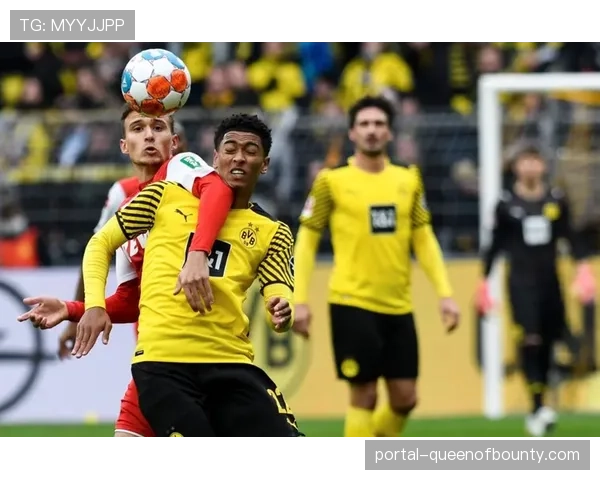 德甲联盟会议讨论通过,下赛季起将增加各队替补席报名人数